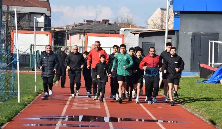 Hendek Halk Eğitim’den Şampiyonlar Yetişiyor: Ücretsiz Kurslar Sporda Yeni Bir Dönem Başlattı Hendek Halk Eğitim Merkezi’nin ücretsiz kursları, sporu herkes için erişilebilir