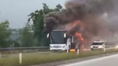 Hendek’te Yolcu Otobüsünde Yangın Paniği Olay, sabah saat 06.00 sıralarında D-100 kara yolunun Ankara istikameti