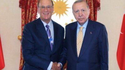 10 trilyon doların üzerinde varlık yöneten ve dünyanın en büyük