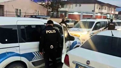 Sakarya’nın Akyazı ilçesinde yaşanan olayda, eşinden şiddet gördüğünü iddia eden