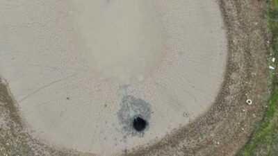 Sakarya’nın Kaynarca ilçesinde, 46 yıl önce kapatılan eski bir mağara