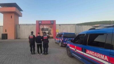 Sakarya İl Jandarma Komutanlığı, uyuşturucu madde satışı yaptığı tespit edilen