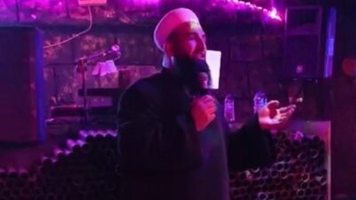 Sakarya’nın Geyve ilçesinde ilginç bir olay yaşandı. Alkollü eğlence mekanlarında