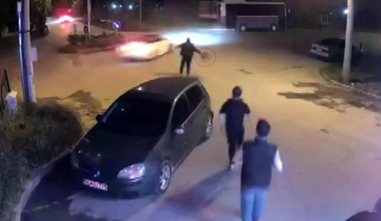 Dönel kavşakta lüks otomobili ile drift yapan otomobil sürücüsüne ceza