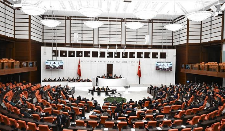 Kamuoyunda uzun süredir tartışmalara ve af beklentilerine neden olan 10.
