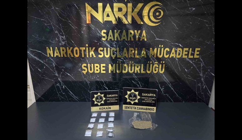Serdivan’da düzenlenen uyuşturucu operasyonunda satışa