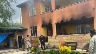 Sakarya’nın Hendek ilçesine bağlı Türbe Mahallesi’nde, iki katlı bir binanın