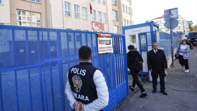 Kahramanmaraş ve Şanlıurfa’daki okul saldırılarının ardından güvenlik tedbirleri kapsamında yeni