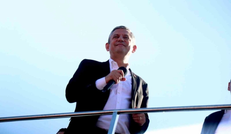 CHP Genel Başkanı Özgür Özel, Sakarya’da düzenlenen “Millet İradesine Sahip