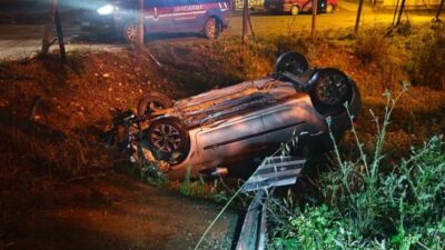 Olay, Karaçalılık Mahallesi mevkiinde yaşandı. Henüz sürücüsü öğrenilemeyen 54 AFR