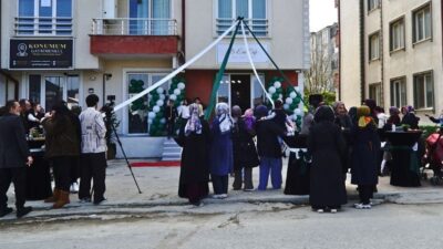 Zafer Partisi Sakarya İl Başkanlığı ve Kaynarca İlçe Başkanlığı, Sanatçı